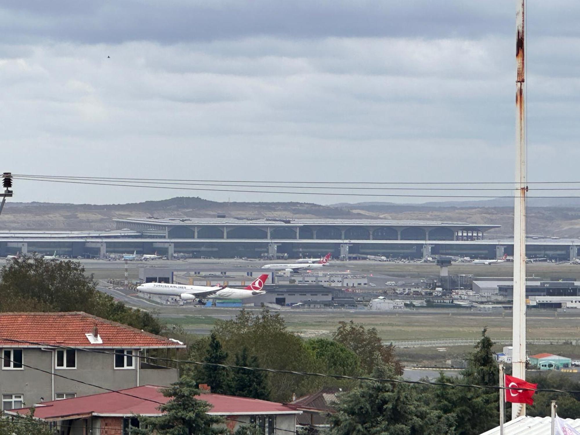 Altay Airport Suit Tayakadin Kültér fotó